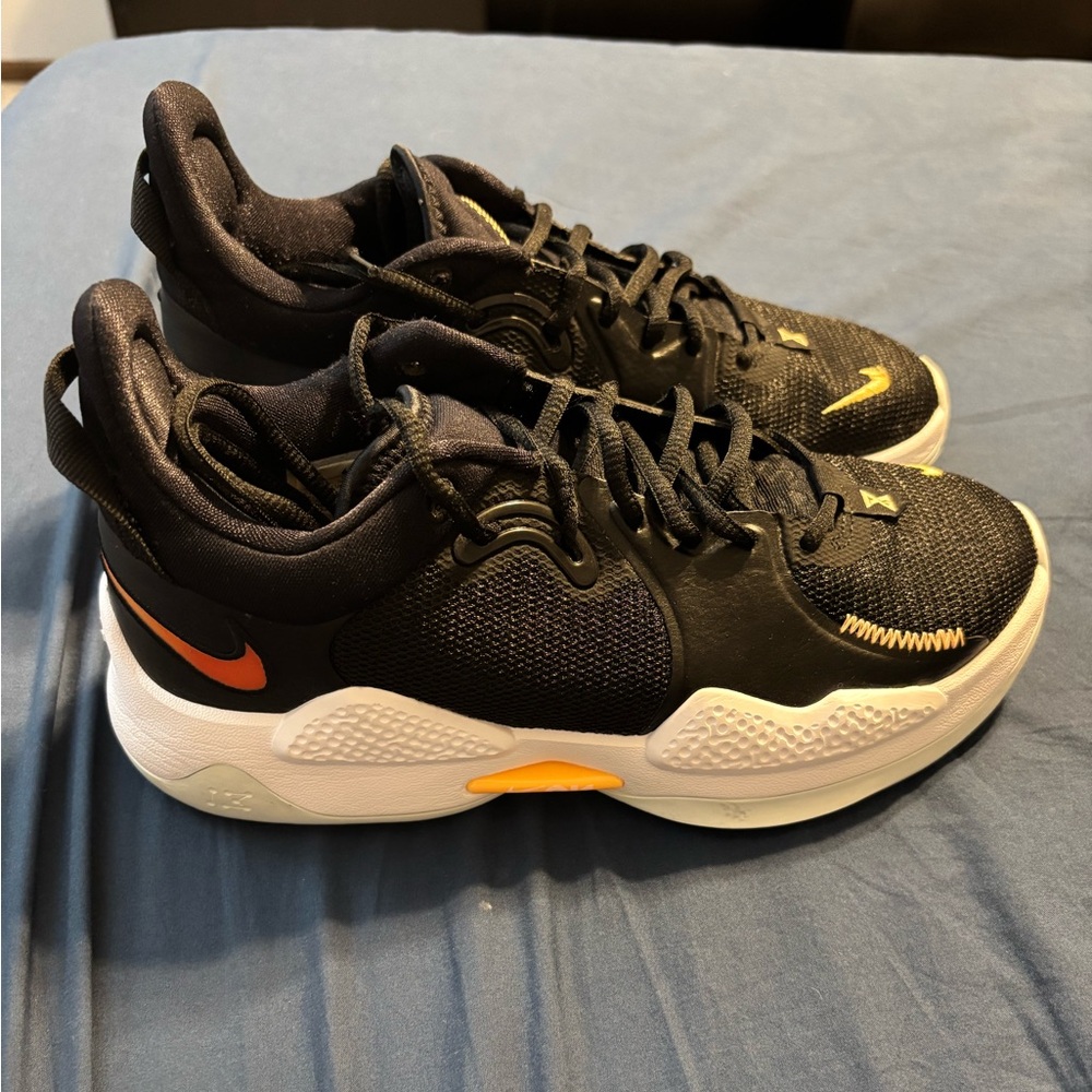 Nike PG 5